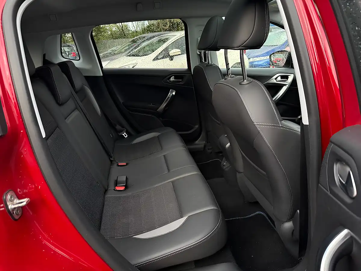 Used 2018 Peugeot 2008 Allure Premium Red - Interior and Exterior details 13
