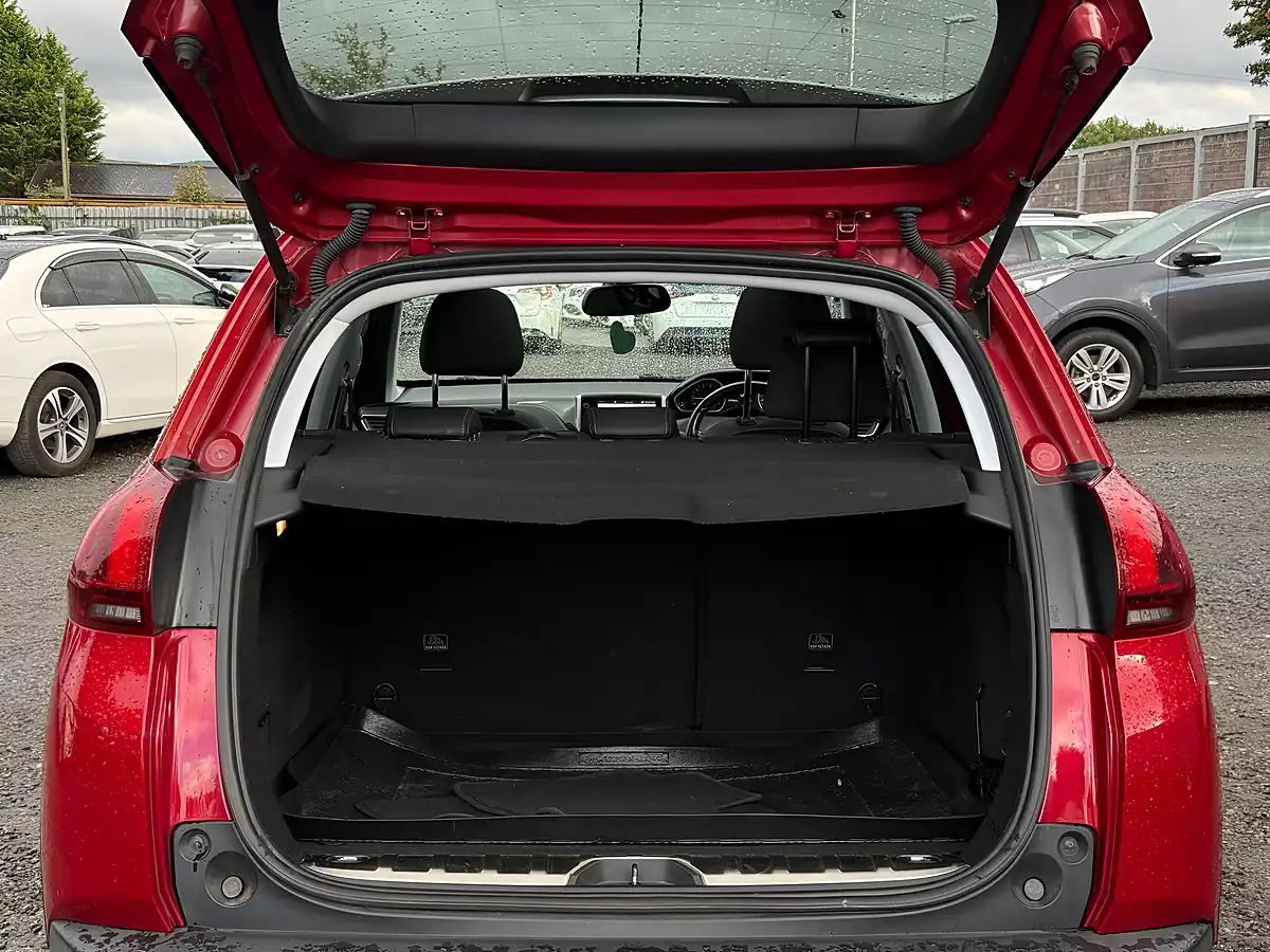 Used 2018 Peugeot 2008 Allure Premium Red - Interior and Exterior details 7