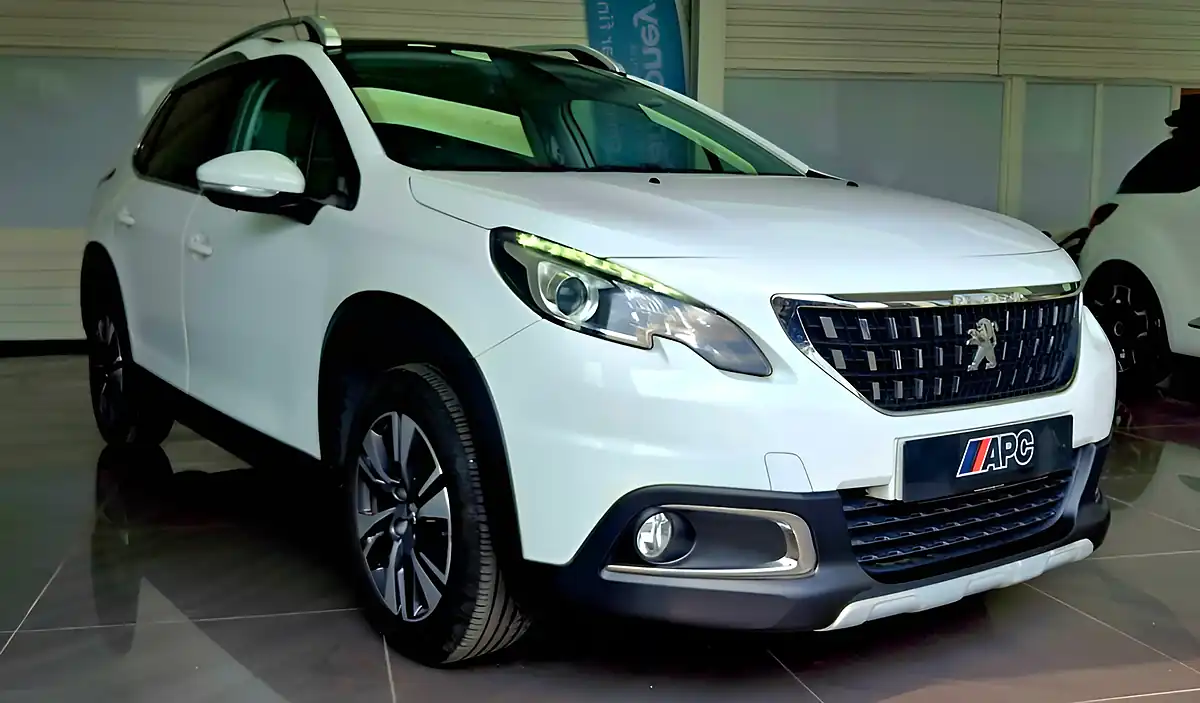 Used 2018 Peugeot 2008 Allure Premium White - Interior and Exterior details 7