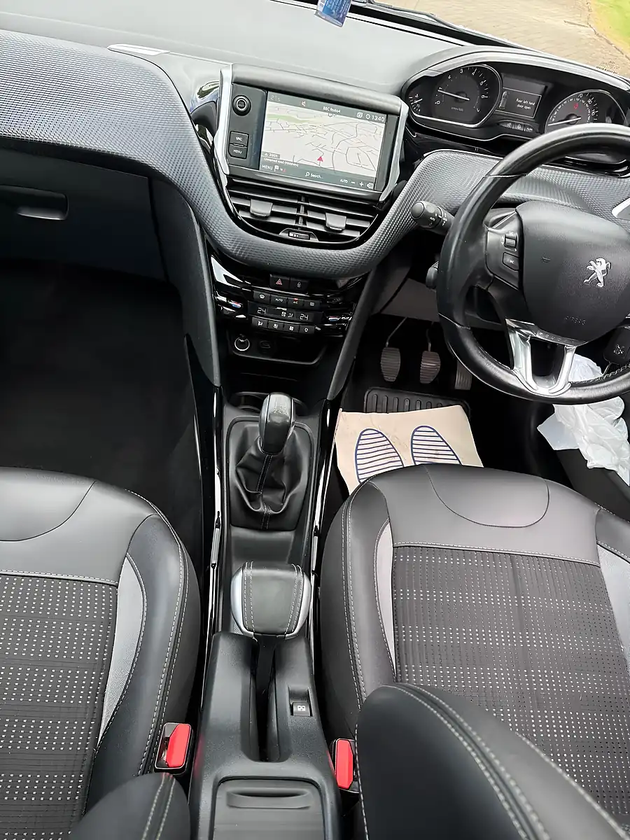 Used 2018 Peugeot 2008 Allure Premium White - Interior and Exterior details 18