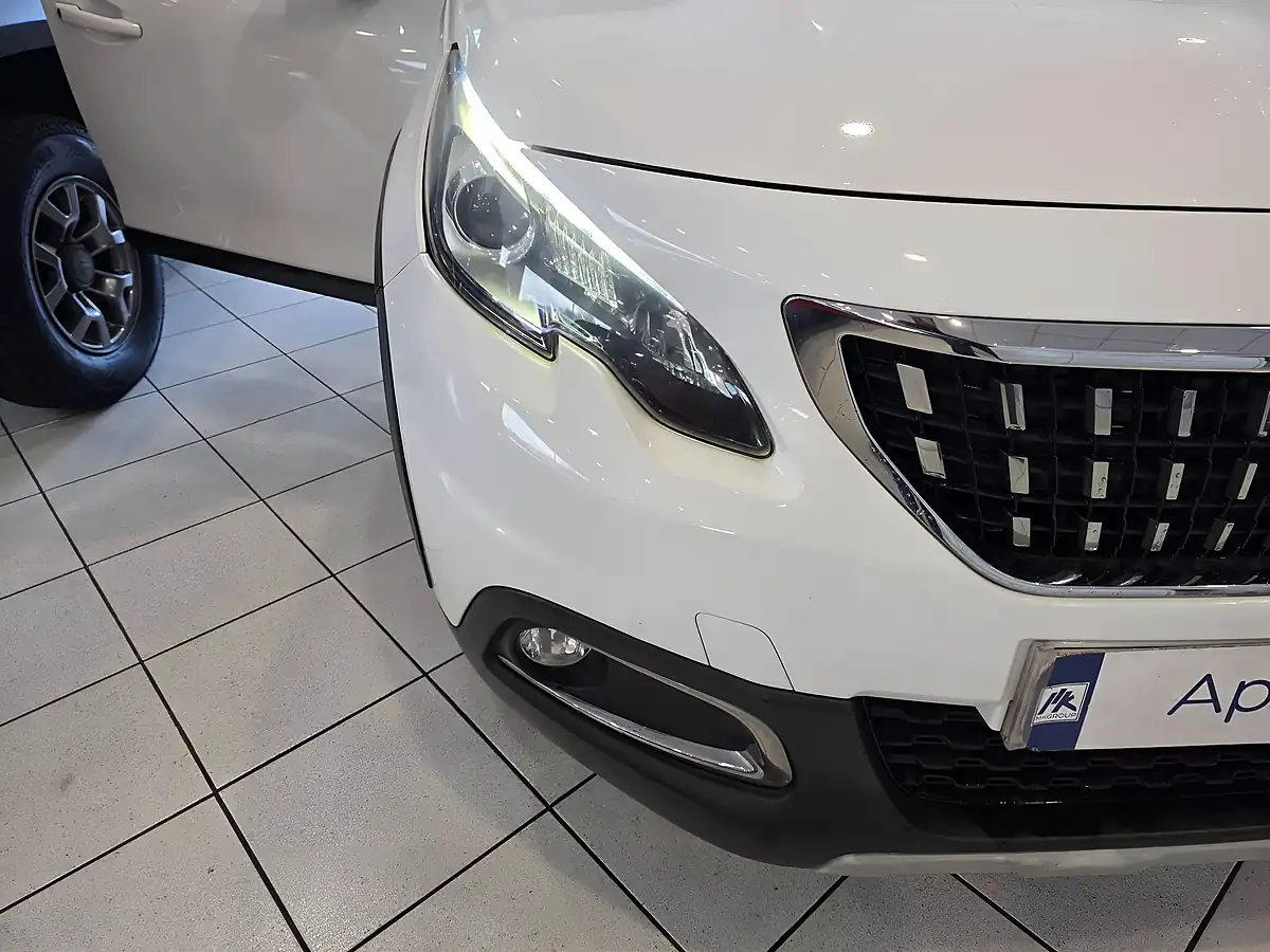 Used 2018 Peugeot 2008 Allure Premium White - Interior and Exterior details 8