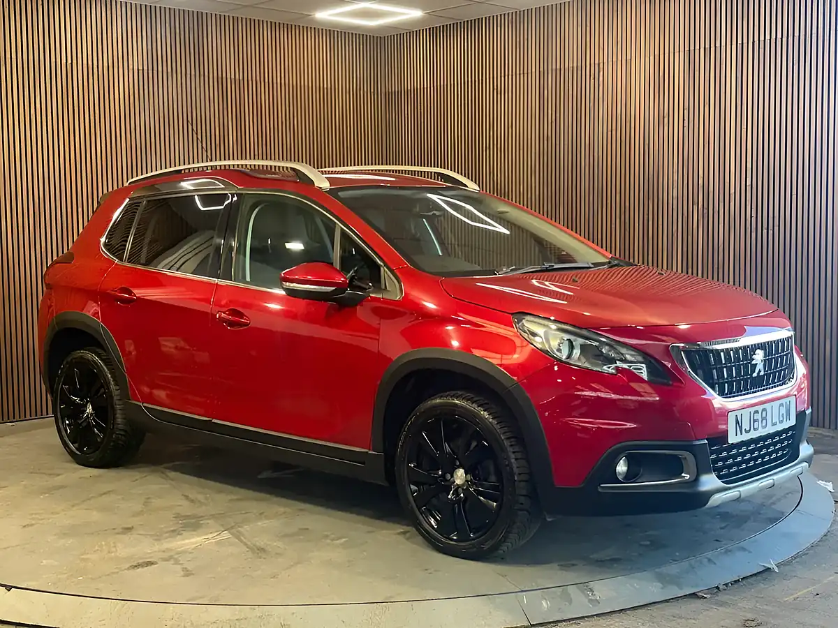 Used 2018 Peugeot 2008 Allure Red - Interior and Exterior details 5