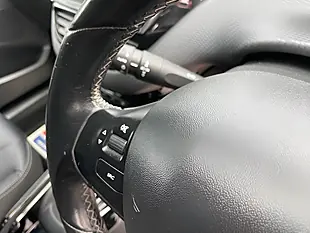 Used 2018 Peugeot 2008 Allure White - Interior and Exterior details 15