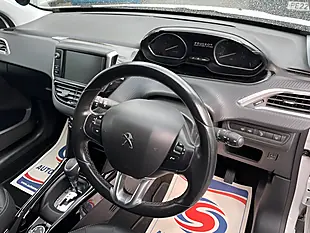 Used 2018 Peugeot 2008 Allure White - Interior and Exterior details 9