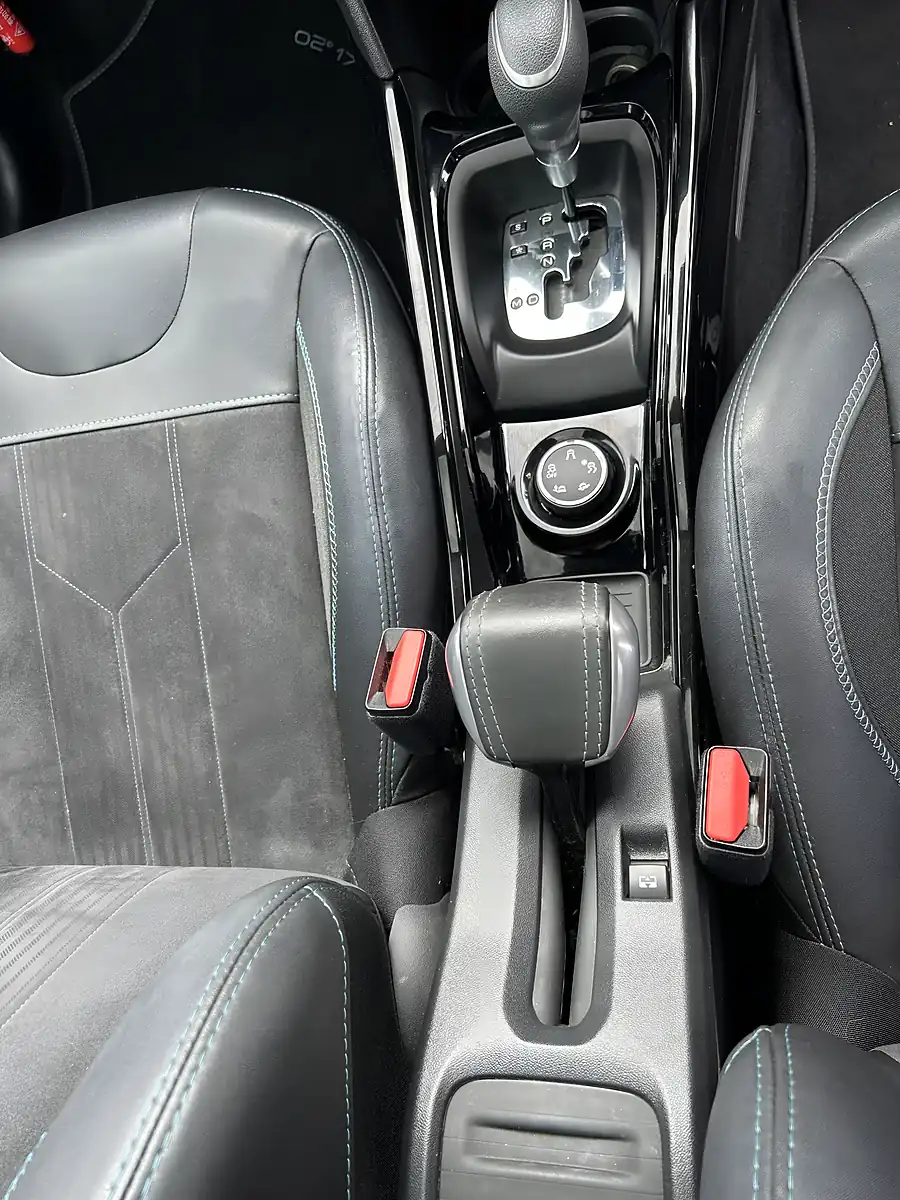 Used 2018 Peugeot 2008 Grey - Interior and Exterior details 10