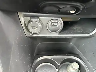 Used 2018 Peugeot 2008 Grey - Interior and Exterior details 15