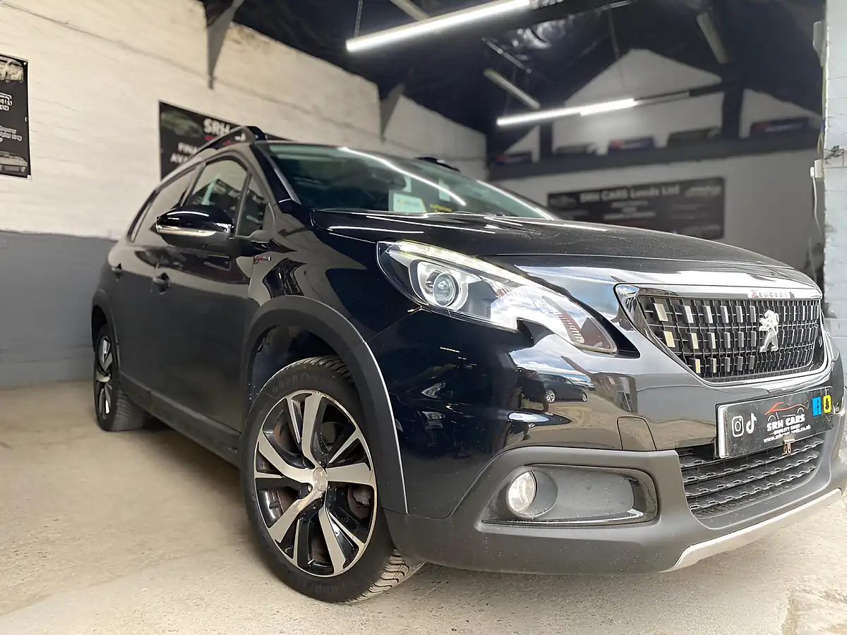 Used 2018 Peugeot 2008 GT Line Black - Front View