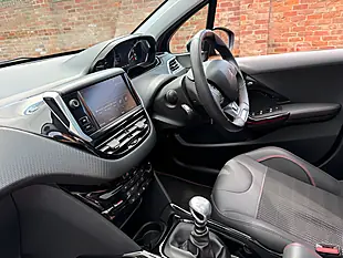 Used 2018 Peugeot 2008 GT Line Red - Interior and Exterior details 15