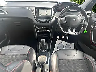 Used 2018 Peugeot 2008 GT Line Red - Interior and Exterior details 10