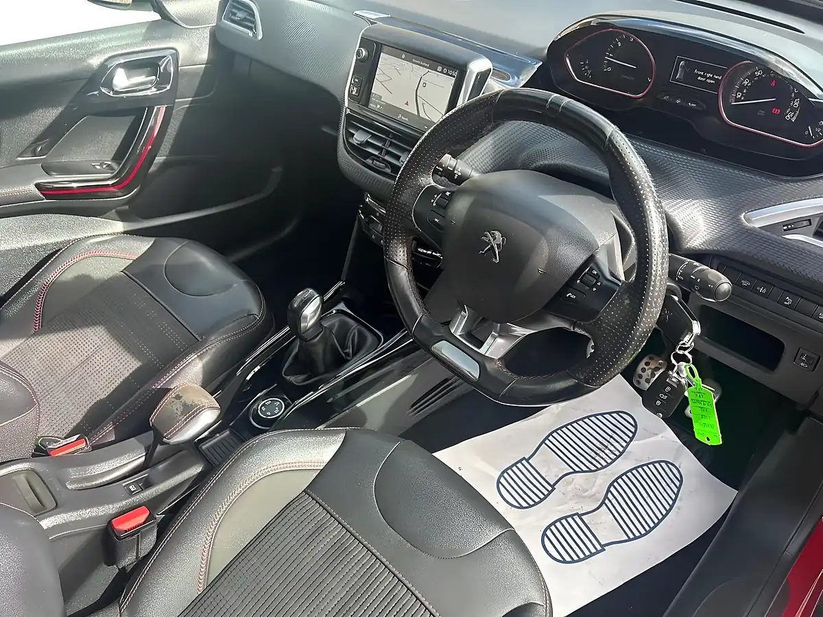 Used 2018 Peugeot 2008 GT Line Red - Interior and Exterior details 11
