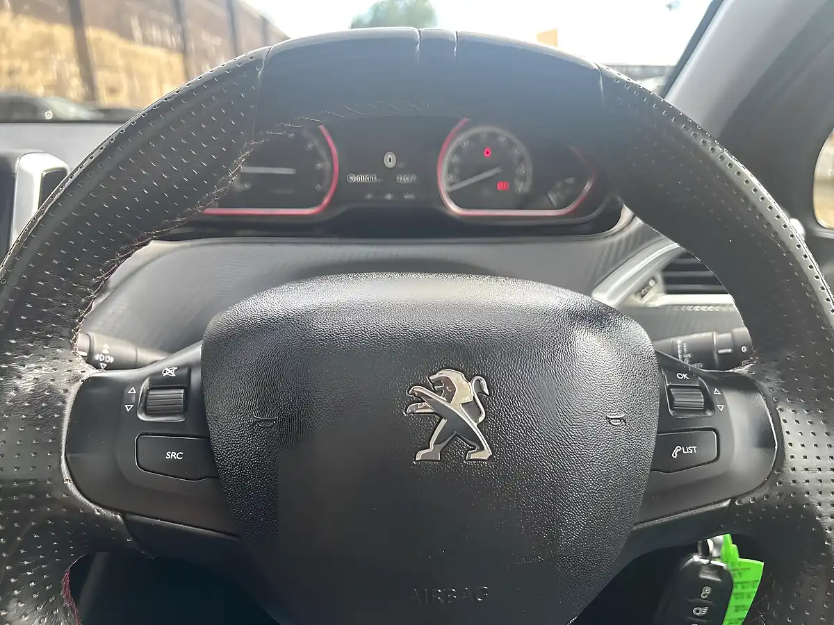 Used 2018 Peugeot 2008 GT Line Red - Interior and Exterior details 16