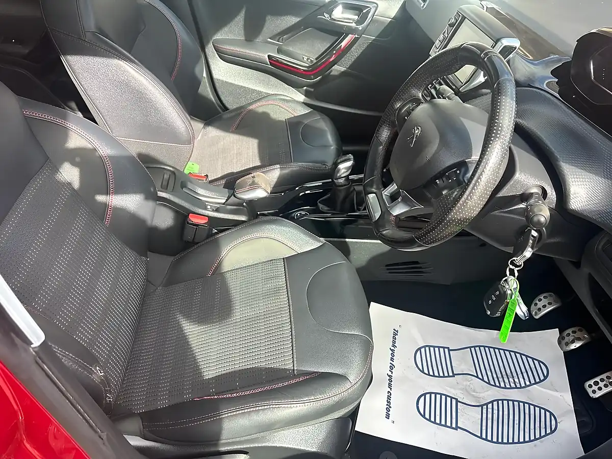 Used 2018 Peugeot 2008 GT Line Red - Interior and Exterior details 9