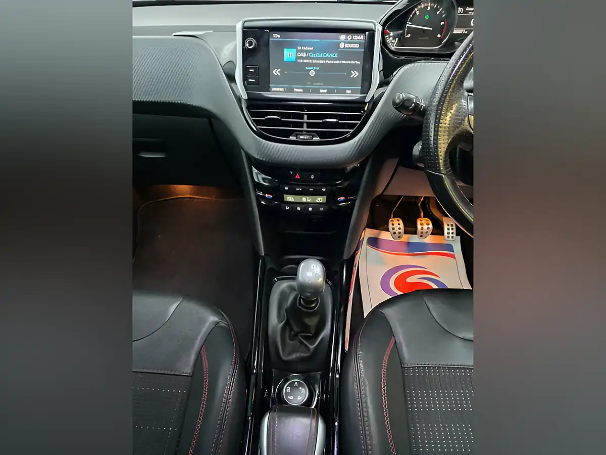 Used 2018 Peugeot 2008 GT Line Red - Interior and Exterior details 14