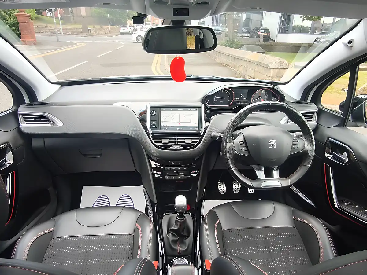 Used 2018 Peugeot 2008 GT Line White - Interior and Exterior details 14