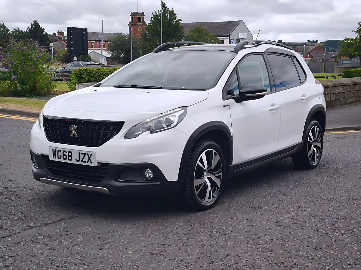 Used 2018 Peugeot 2008 GT Line White - Interior and Exterior details 18