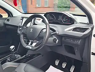 Used 2018 Peugeot 2008 GT Line White - Interior and Exterior details 4