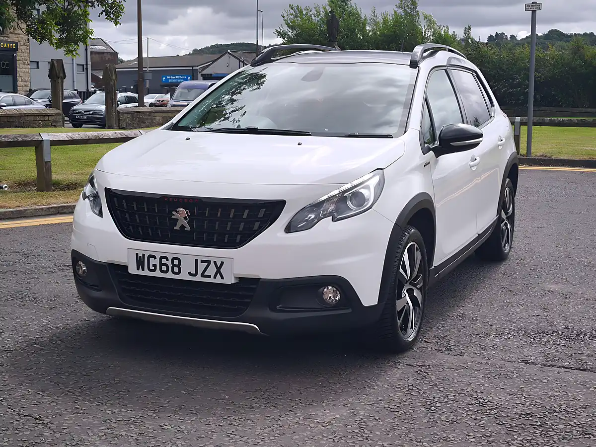 Used 2018 Peugeot 2008 GT Line White - Interior and Exterior details 5