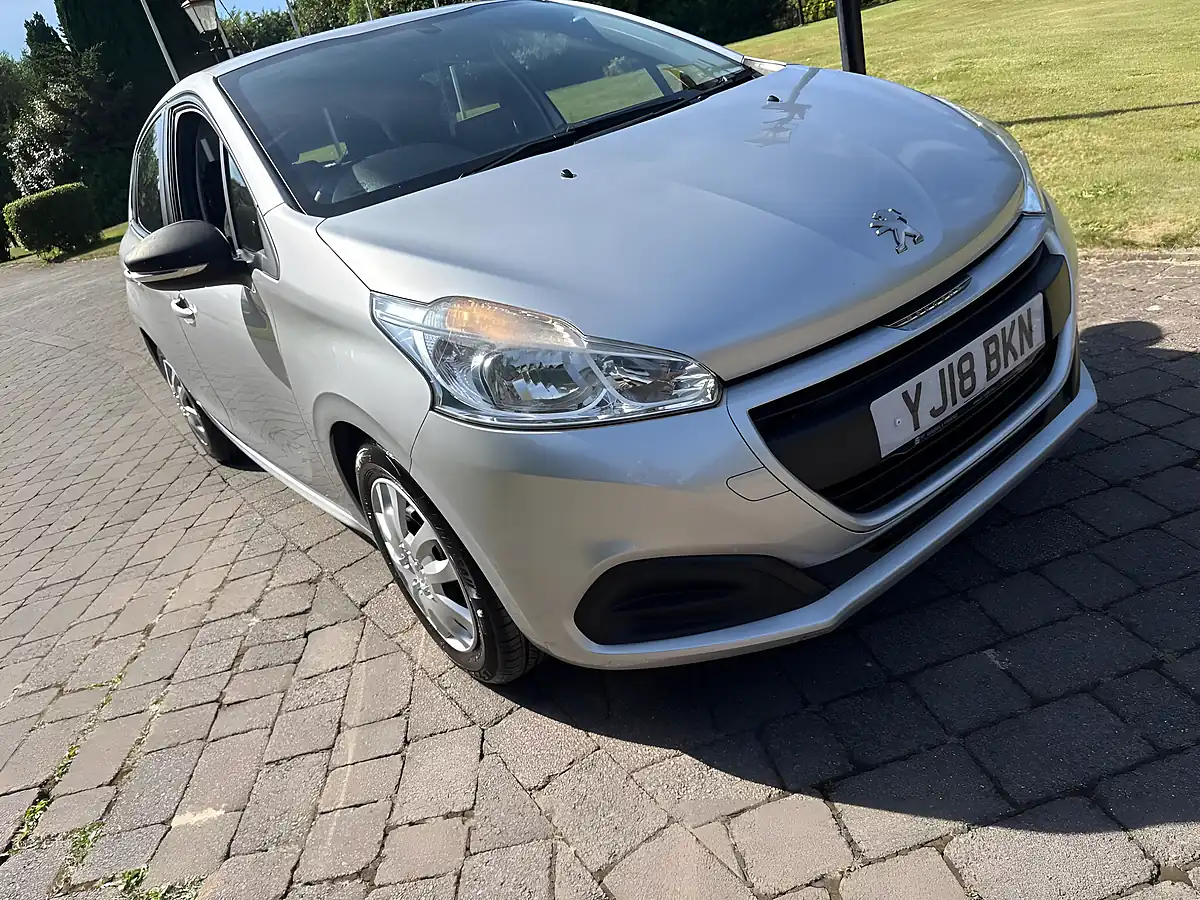 Used 2018 Peugeot 208 Access Silver - Interior and Exterior details 11