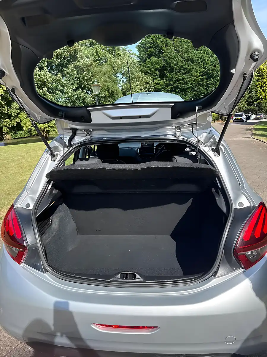 Used 2018 Peugeot 208 Access Silver - Interior and Exterior details 17