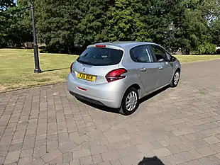 Used 2018 Peugeot 208 Access Silver - Interior and Exterior details 4