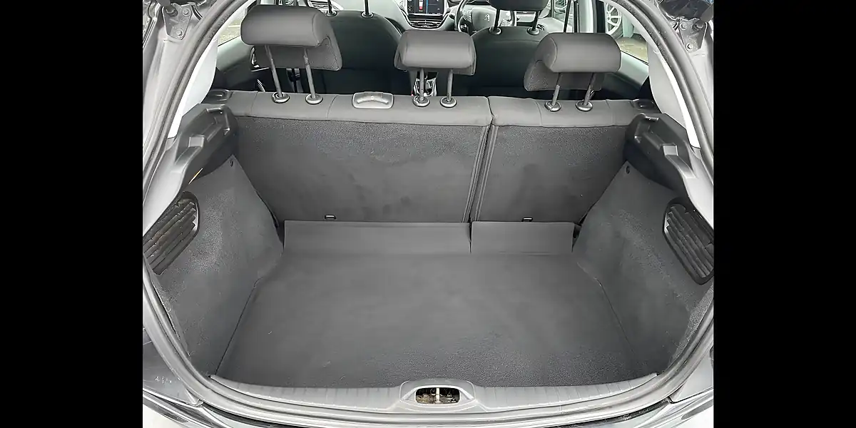 Used 2018 Peugeot 208 Active Black - Interior and Exterior details 11