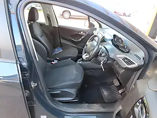 Used 2018 Peugeot 208 Active Grey - Interior and Exterior details 7