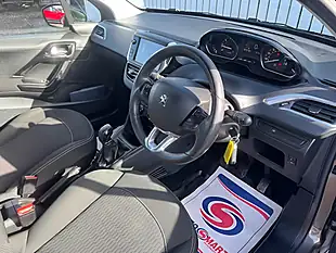 Used 2018 Peugeot 208 Active Grey - Interior and Exterior details 17