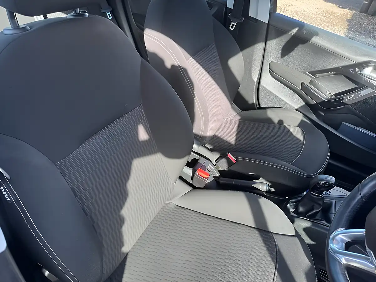 Used 2018 Peugeot 208 Active Grey - Interior and Exterior details 18