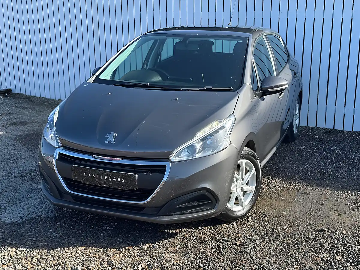 Used 2018 Peugeot 208 Active Grey - Interior and Exterior details 2