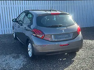 Used 2018 Peugeot 208 Active Grey - Interior and Exterior details 4