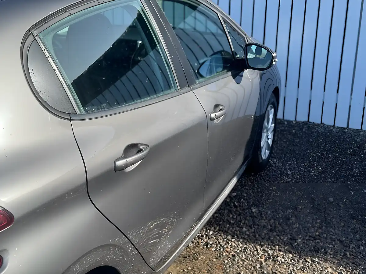 Used 2018 Peugeot 208 Active Grey - Interior and Exterior details 9