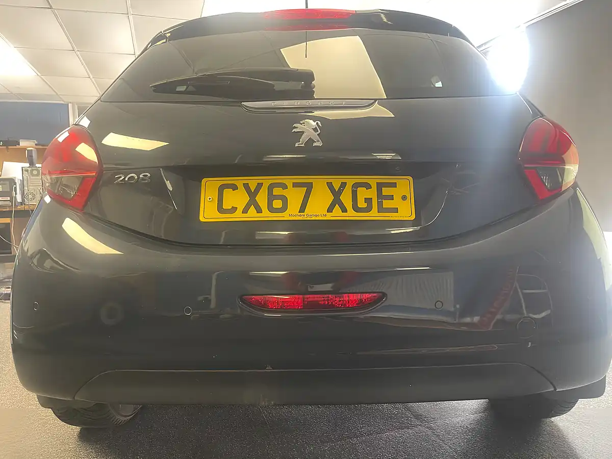 Used 2018 Peugeot 208 Allure Grey - Interior and Exterior details 4