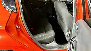 Used 2018 Peugeot 208 Allure Orange - Interior and Exterior details 10