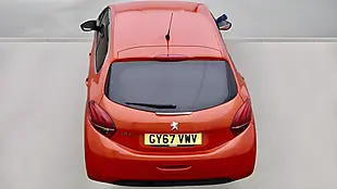 Used 2018 Peugeot 208 Allure Orange - Interior and Exterior details 8