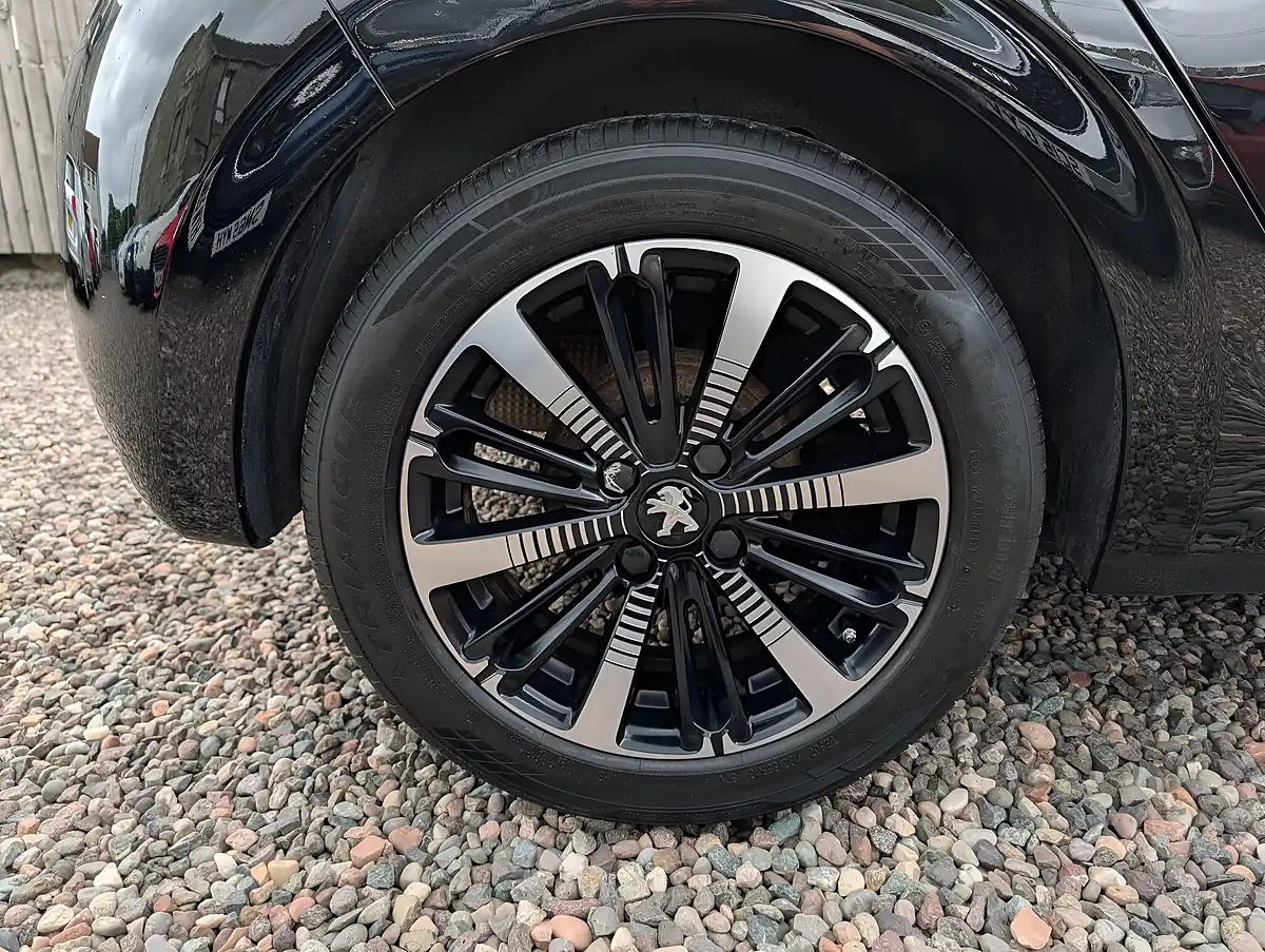 Used 2018 Peugeot 208 Allure Premium Black - Interior and Exterior details 16