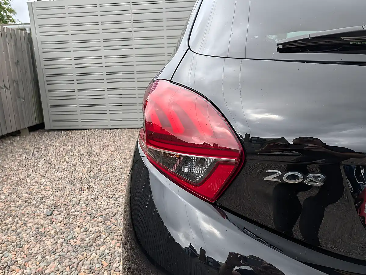 Used 2018 Peugeot 208 Allure Premium Black - Interior and Exterior details 20