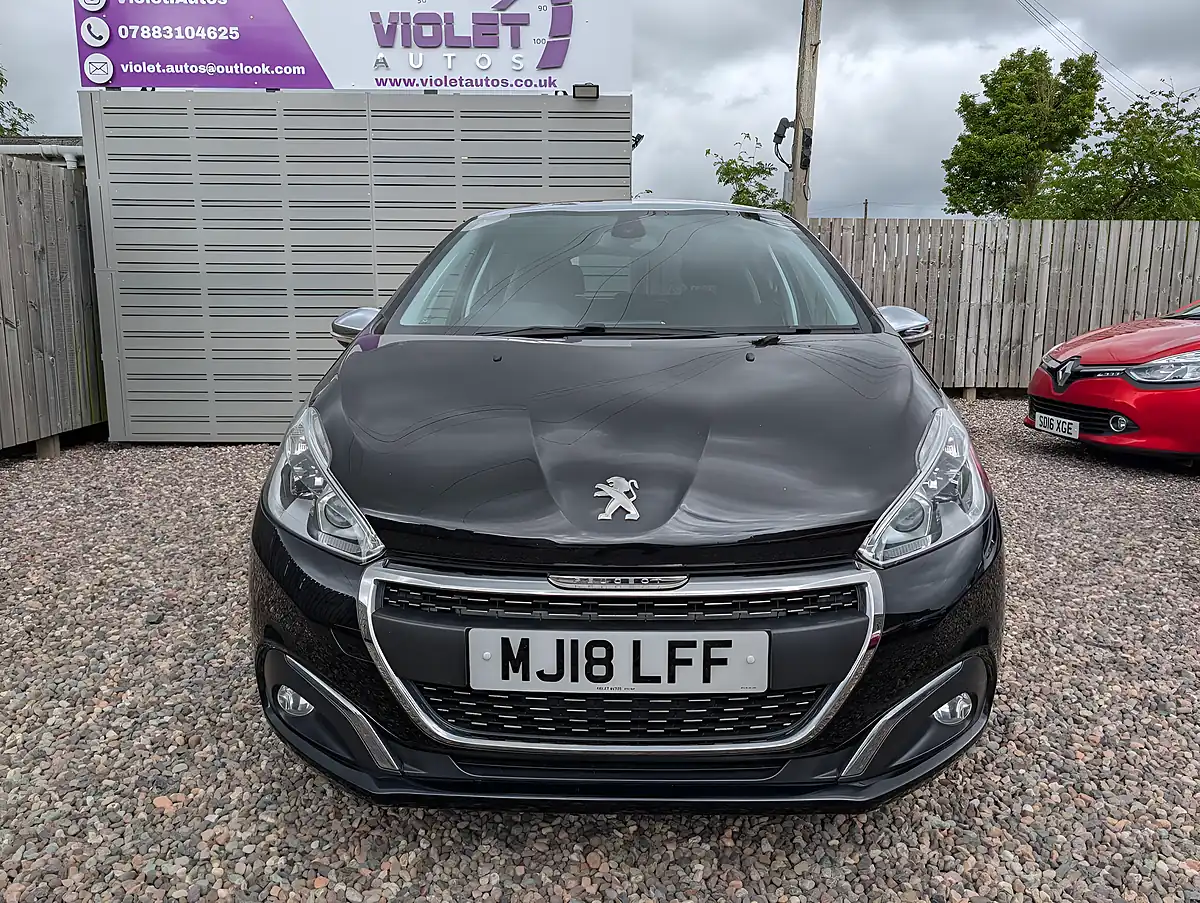 Used 2018 Peugeot 208 Allure Premium Black - Interior and Exterior details 7