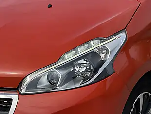 Used 2018 Peugeot 208 Allure Premium Orange - Interior and Exterior details 16