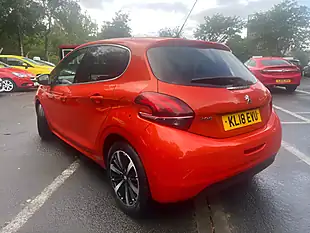 Used 2018 Peugeot 208 Allure Premium Orange - Interior and Exterior details 5