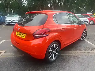 Used 2018 Peugeot 208 Allure Premium Orange - Interior and Exterior details 7