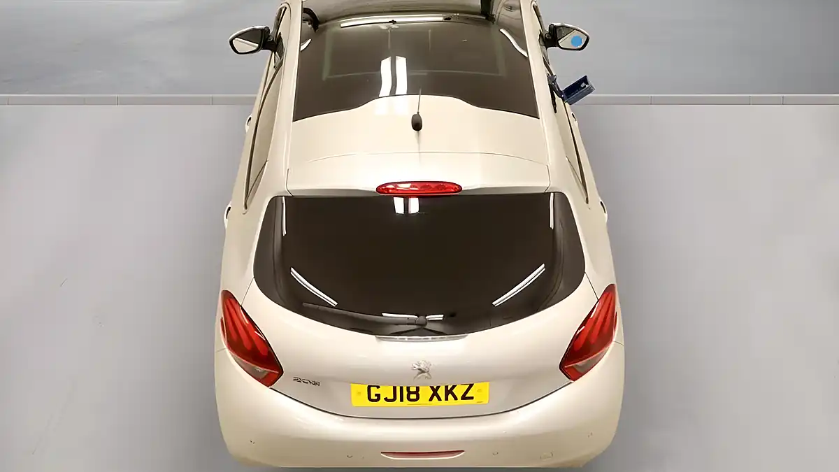 Used 2018 Peugeot 208 Allure Premium Silver - Interior and Exterior details 6