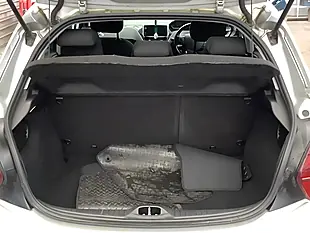 Used 2018 Peugeot 208 Allure Premium Silver - Interior and Exterior details 7