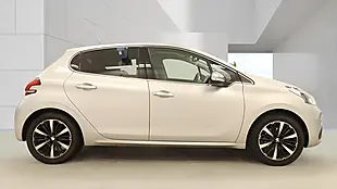 Used 2018 Peugeot 208 Allure Premium Silver - Interior and Exterior details 9