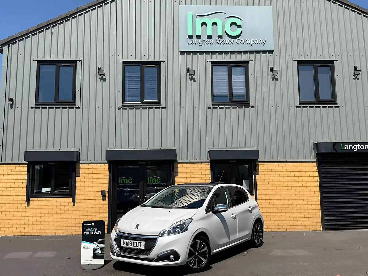 Used 2018 Peugeot 208 Allure Premium White - Interior and Exterior details 2