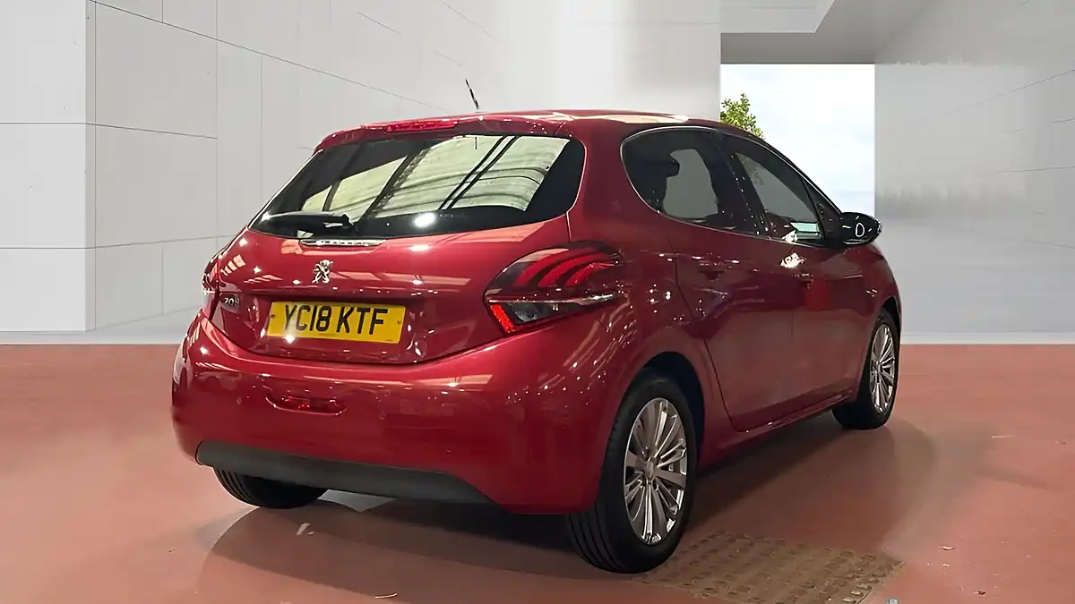 Used 2018 Peugeot 208 Allure Red - Interior and Exterior details 15