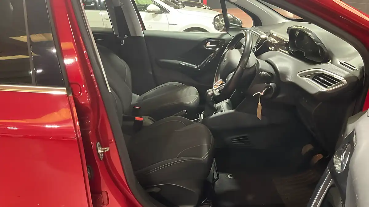 Used 2018 Peugeot 208 Allure Red - Interior and Exterior details 18