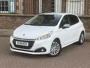 Used 2018 Peugeot 208 Allure White - Interior and Exterior details 3