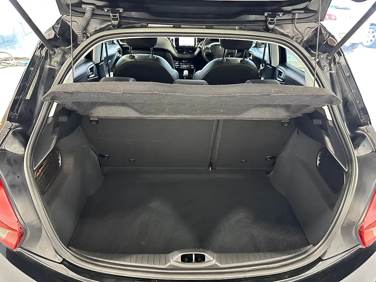 Used 2018 Peugeot 208 GT Line Black - Interior and Exterior details 11
