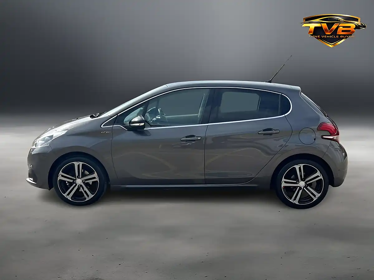 Used 2018 Peugeot 208 GT Line Blue Nimbus Grey - Interior and Exterior details 16