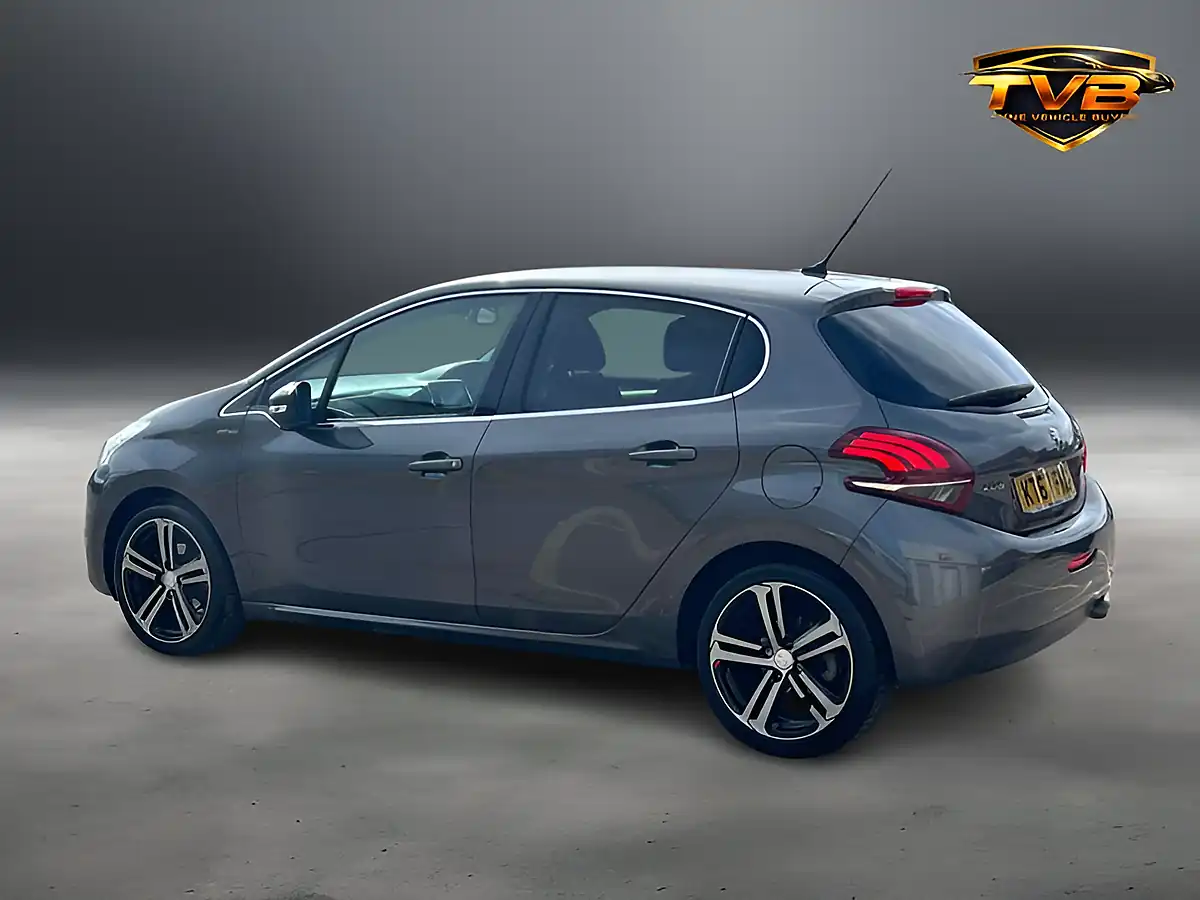 Used 2018 Peugeot 208 GT Line Blue Nimbus Grey - Interior and Exterior details 18
